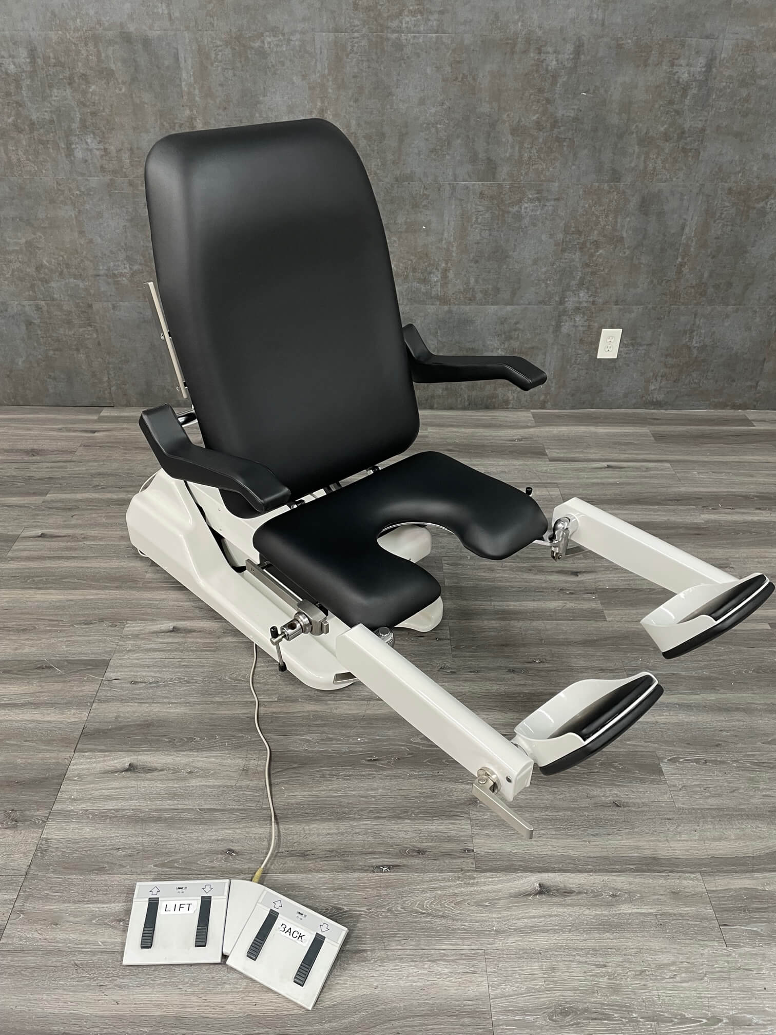Gentera Elle450 Urology Chair - Gentra -Angelus Medical