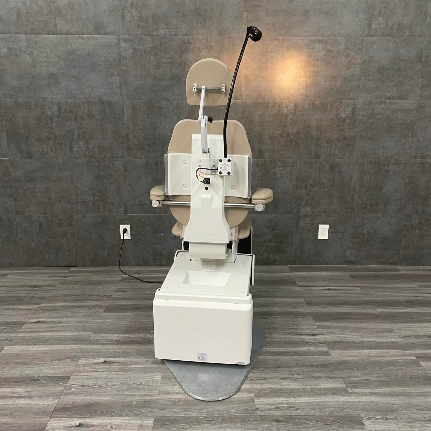 Global SMR MAXI 2700 Exam Chair - SMR Global -Angelus Medical