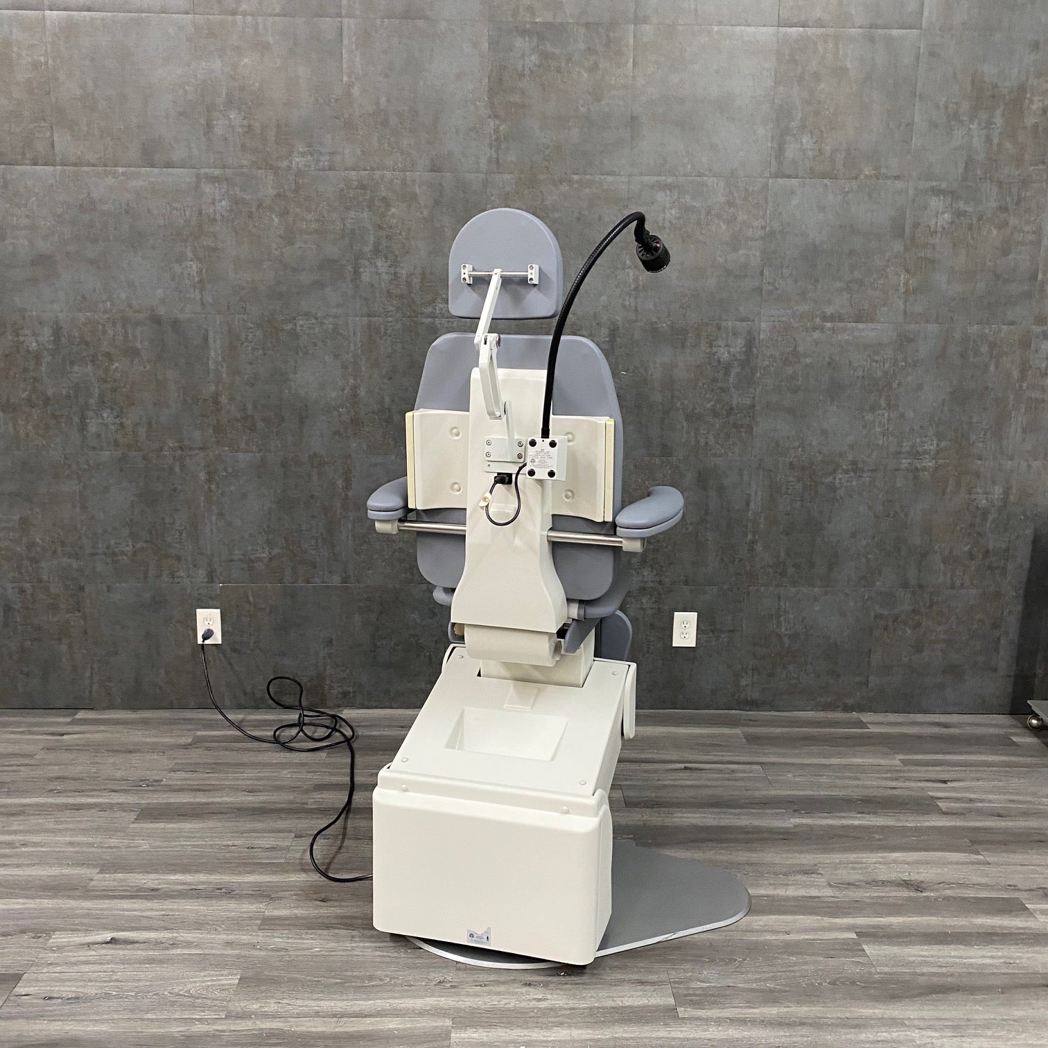 Global SMR MAXI 2700 Exam Chair - SMR Global -Angelus Medical