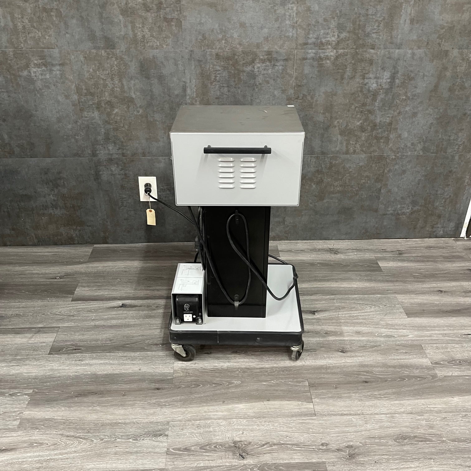 Gomco 6003 Suction Pump (New) - Gomco -Angelus Medical