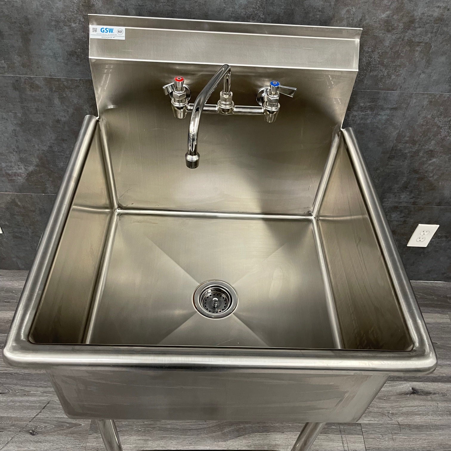 GSW Stainless steel single basin utility Sink (Used) - GSW -Angelus Medical