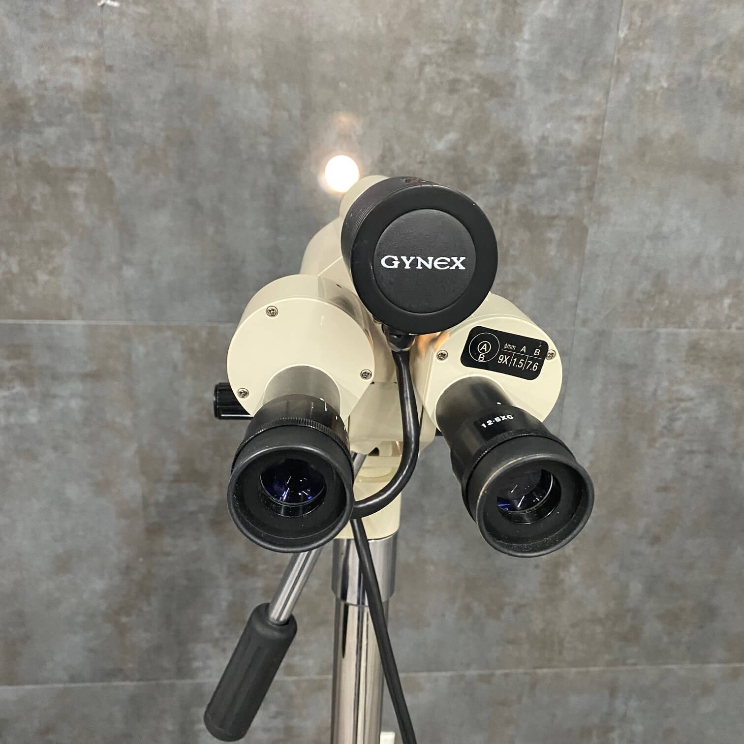 Gynex CO 1000 Compact Colposcope