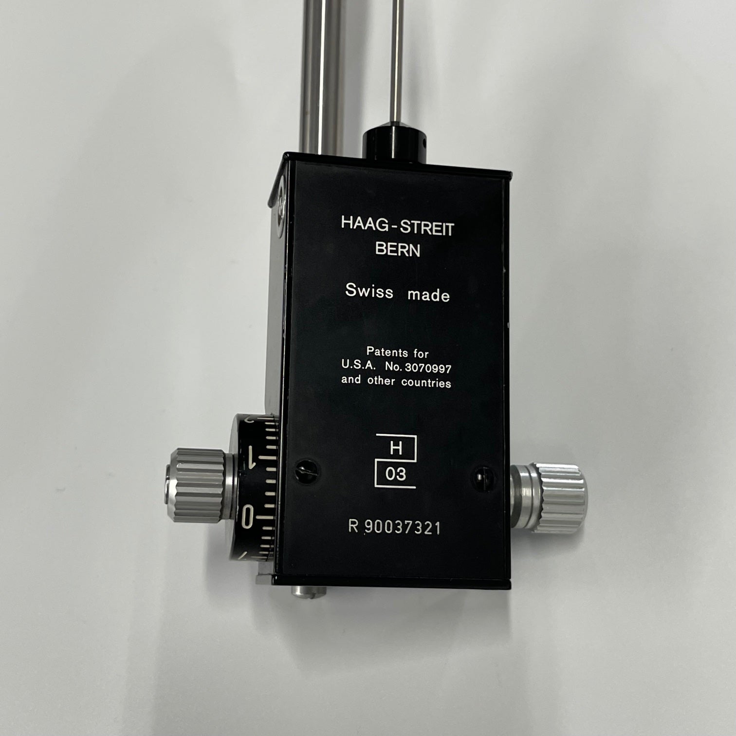 Haag-streit Bern Applanation Tonometer AT-900 - Haag Streit -Angelus Medical