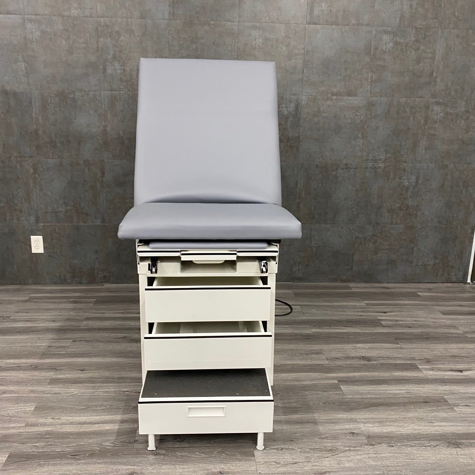 Hausmann Maximum Value Exam Table - Hausmann -Angelus Medical