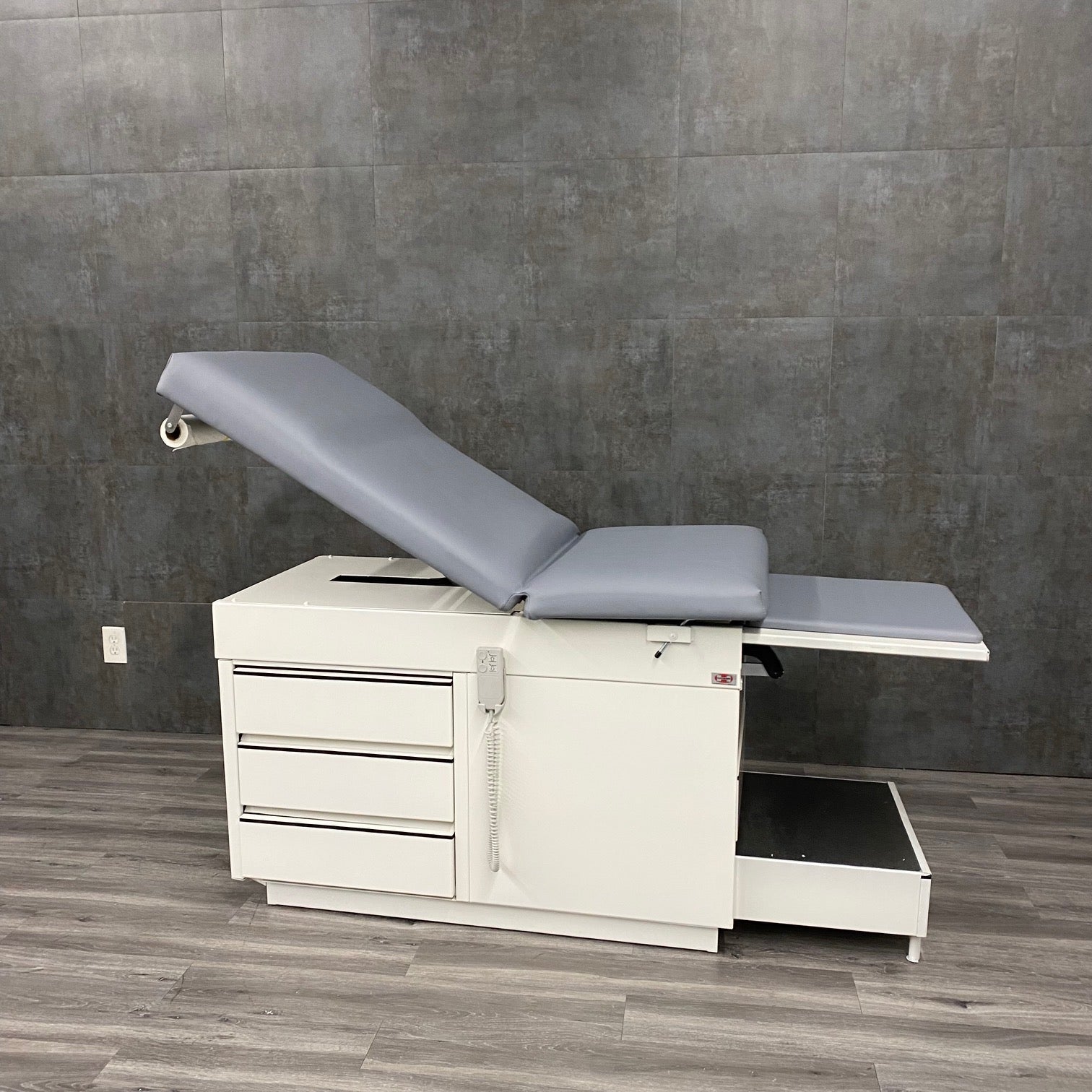 Hausmann Maximum Value Exam Table - Hausmann -Angelus Medical
