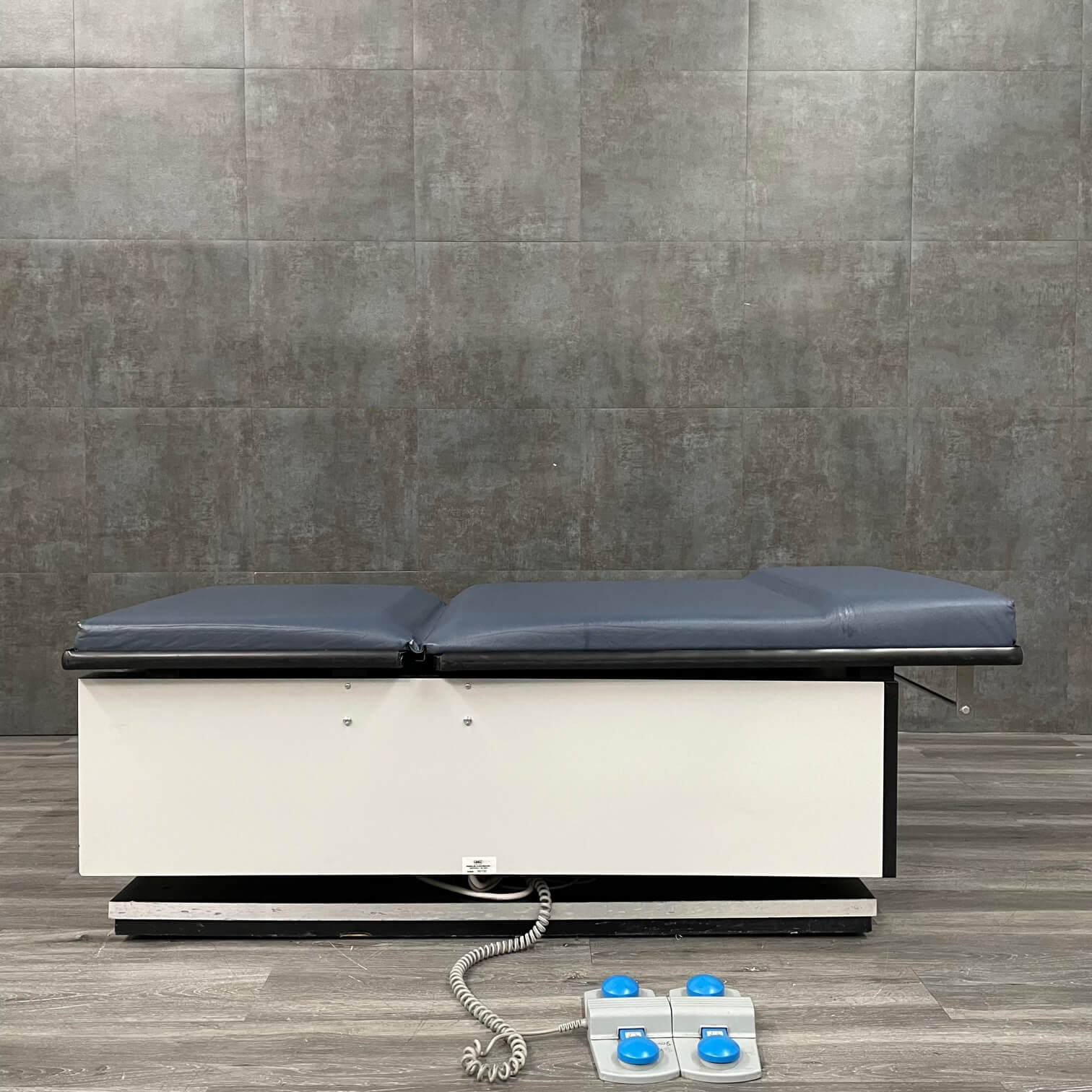 Hausmann Powermatic Exam Table - Hausmann -Angelus Medical