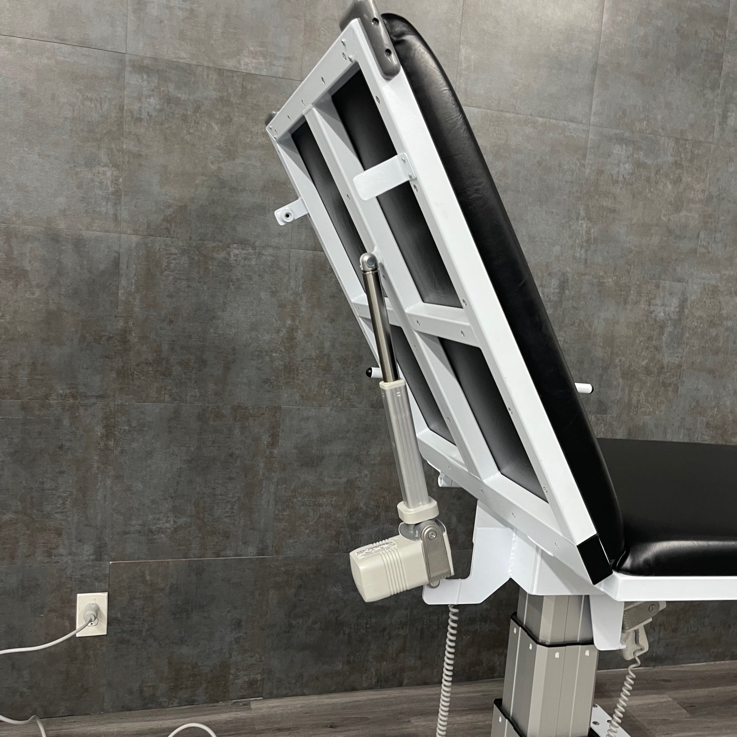 Heritage Medical Sonobed Wren 2000 Ultrasound table - Heritage Medical -Angelus Medical