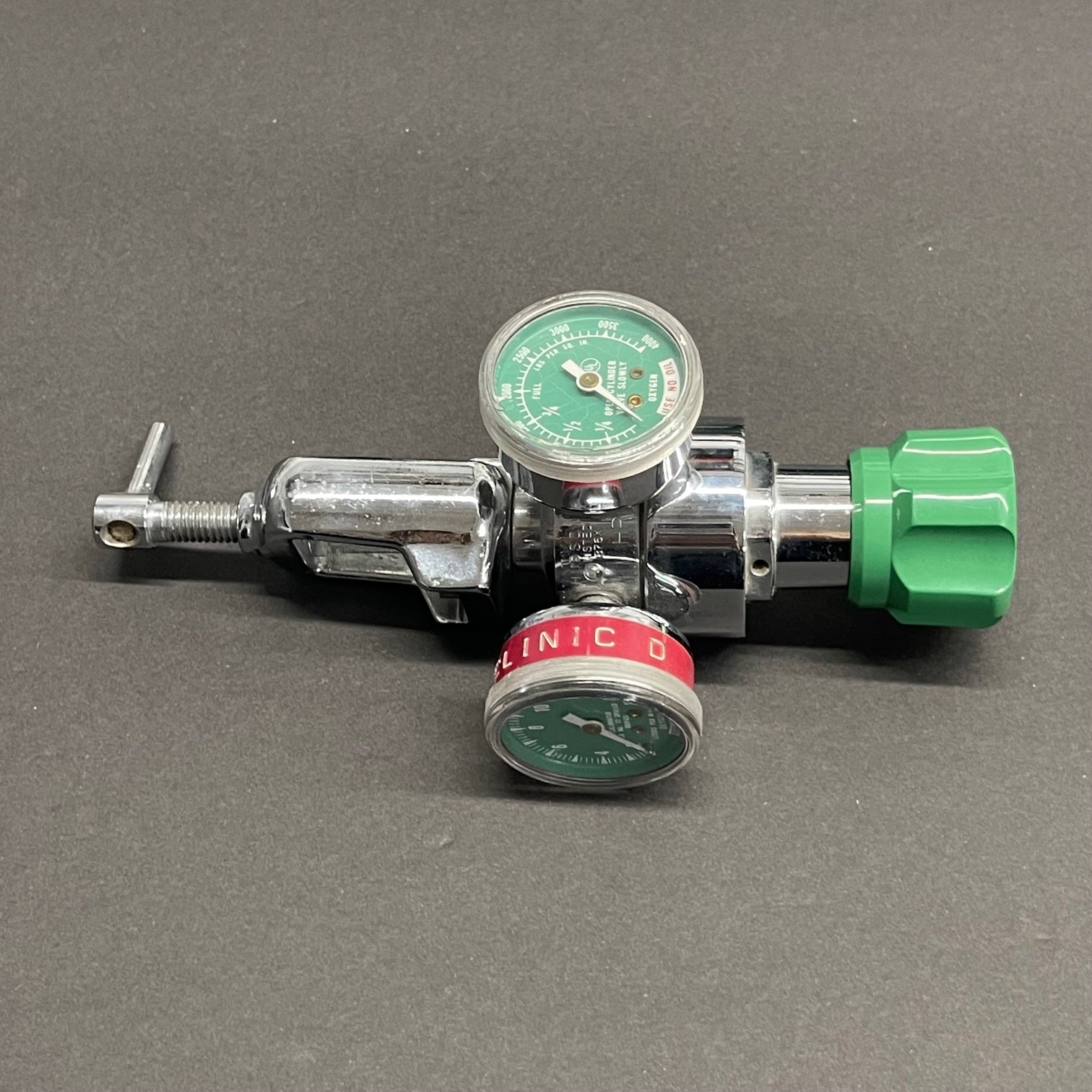 Hudson O2 oxygen regulator (Used) - Medline Industries -Angelus Medical
