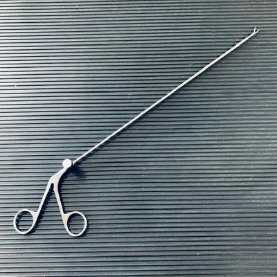 Storz E3852 Castroviejo Needle Holder (Used) - – Angelus Medical and Optical