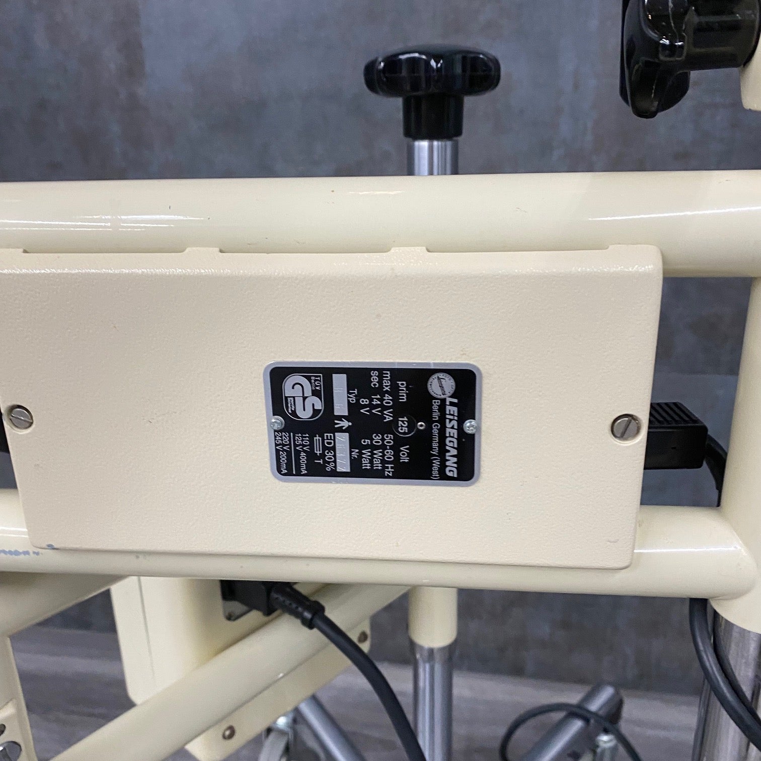 Leisegang 3B3 Colposcope (Refurbished) - Leisegang -Angelus Medical