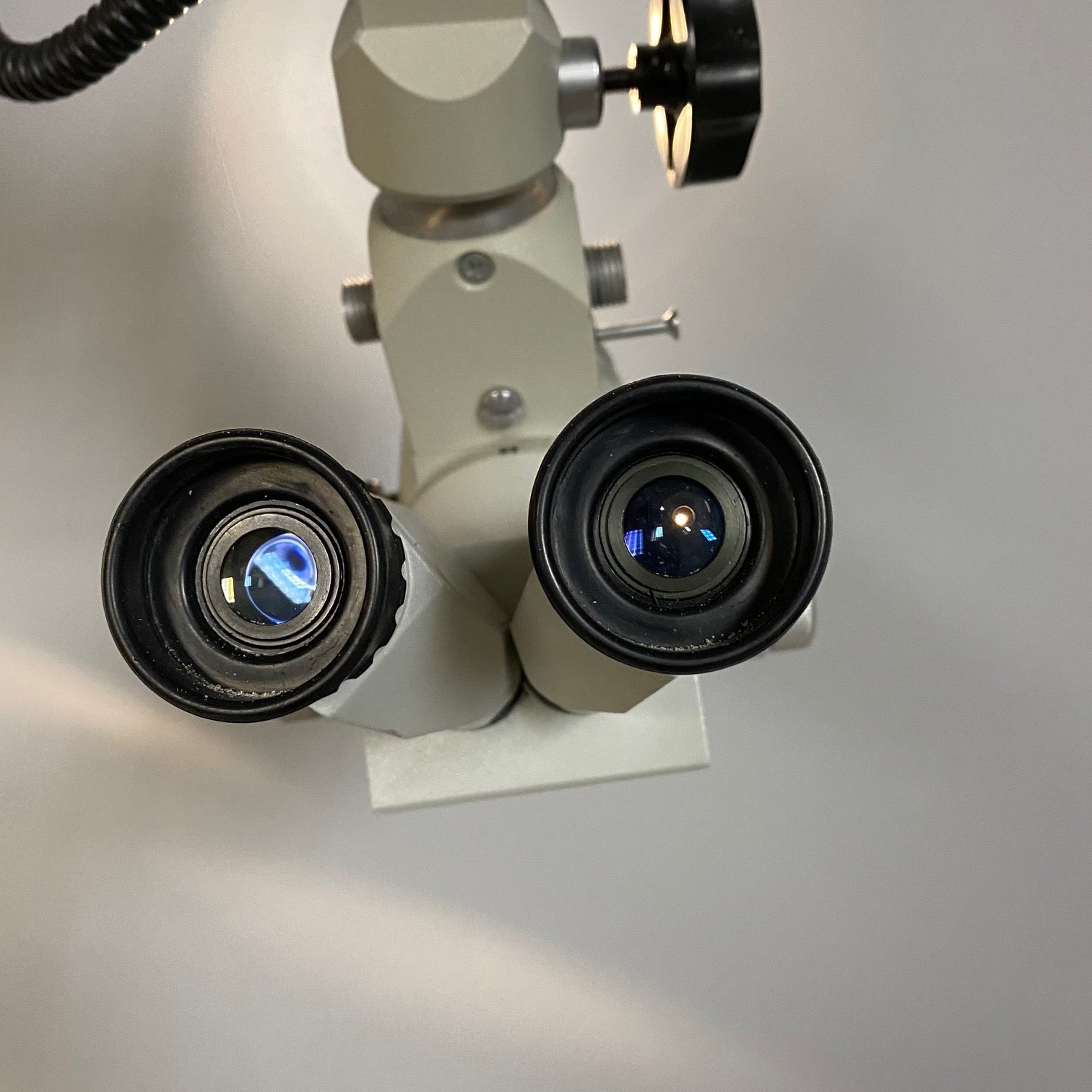L&W ENT Dental Wall Mounted Microscope (Floor Model) - L&W -Angelus Medical