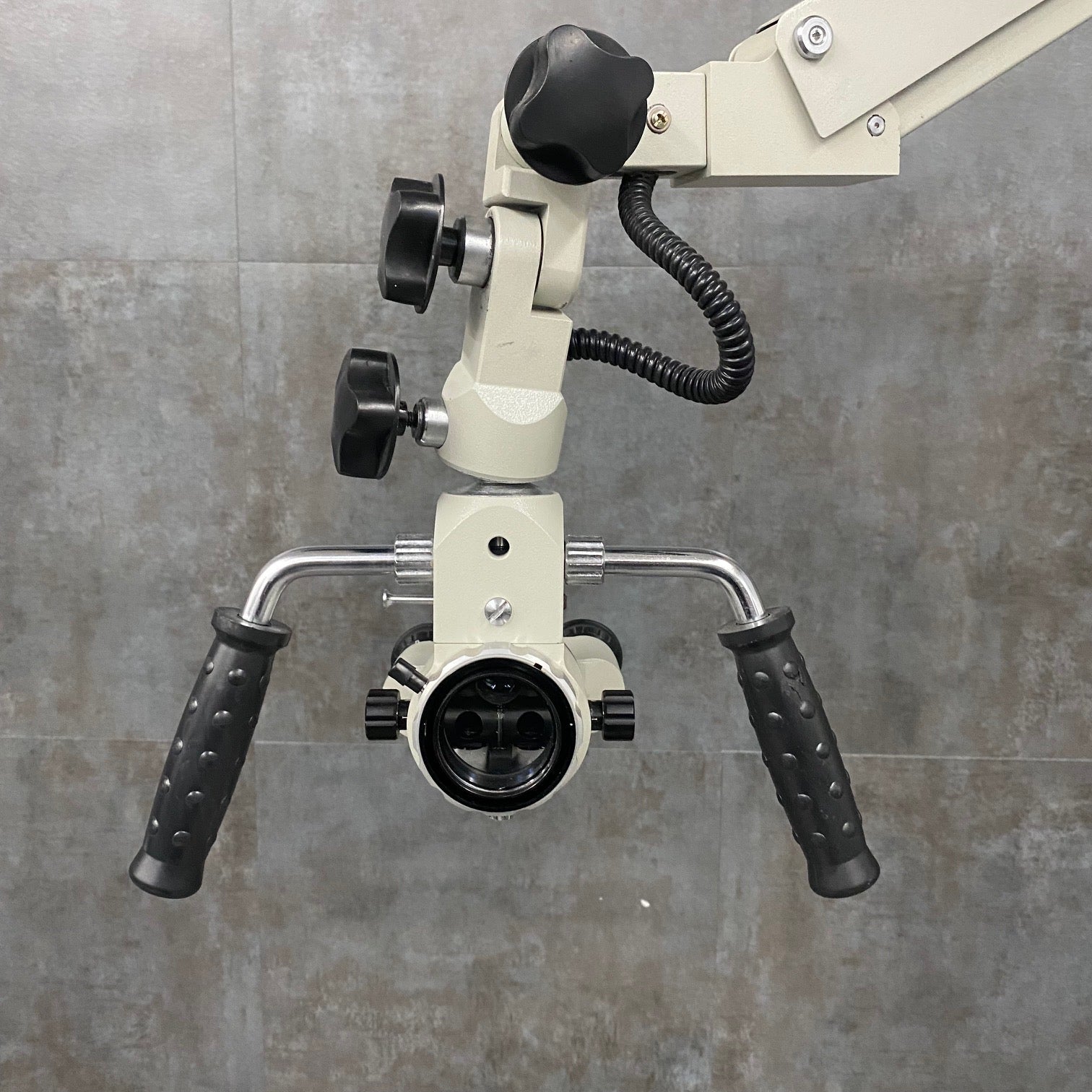L&W ENT/Dental Surgical Microscope - L&W -Angelus Medical