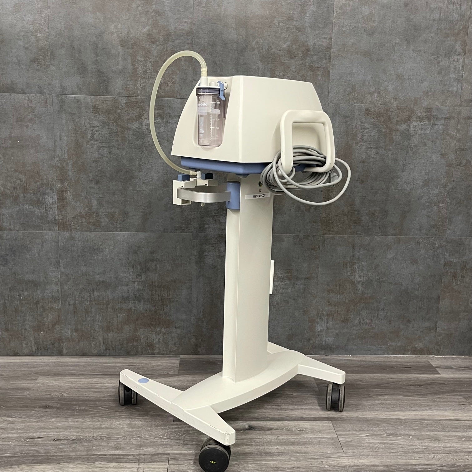 Medela Dominant 50 Aspirator (Used) - Medela -Angelus Medical