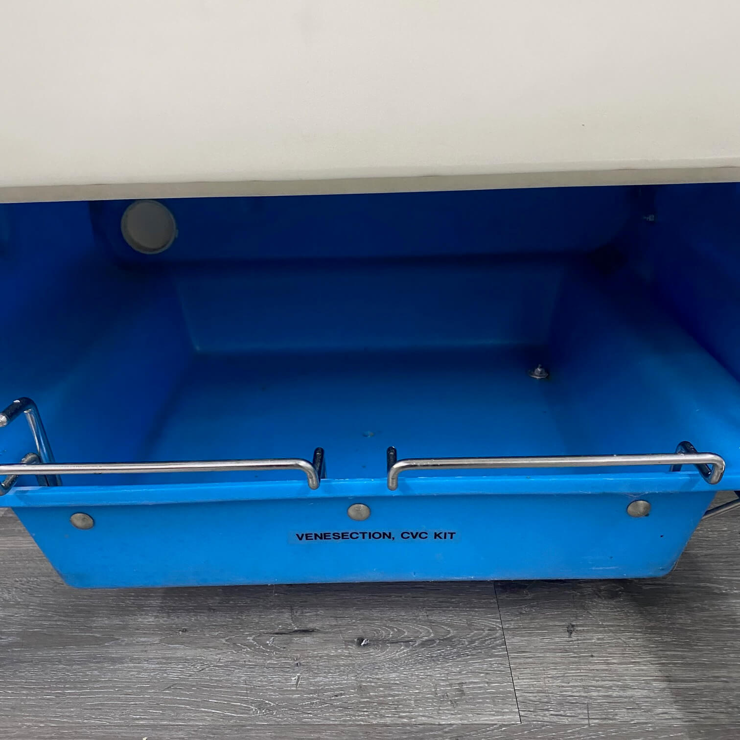 Metro Lifeline Medical Crash Cart - Metro -Angelus Medical