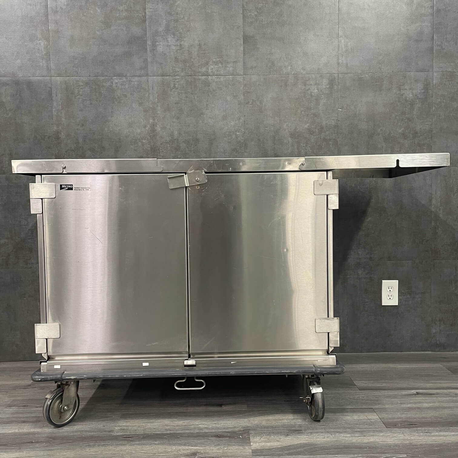 Metro Stainless Steel Surgical Case Cart - Metro -Angelus Medical