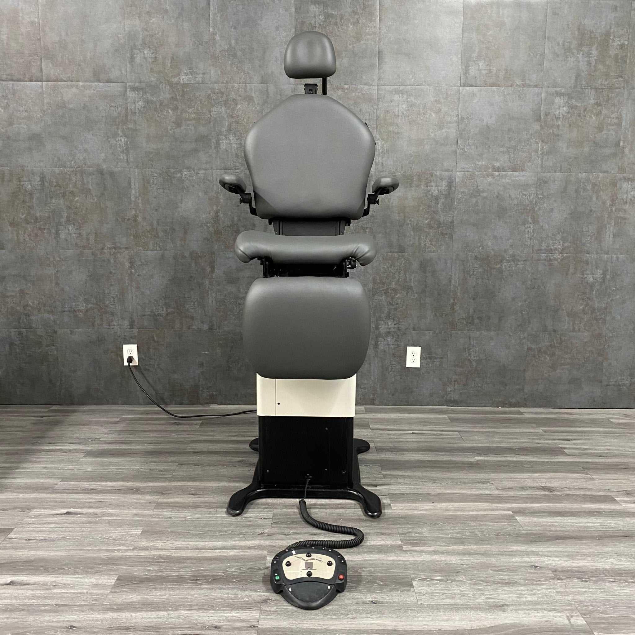 Midmark 415 Midmark 419 Procedure Exam Chair - – Angelus Medical and Optical