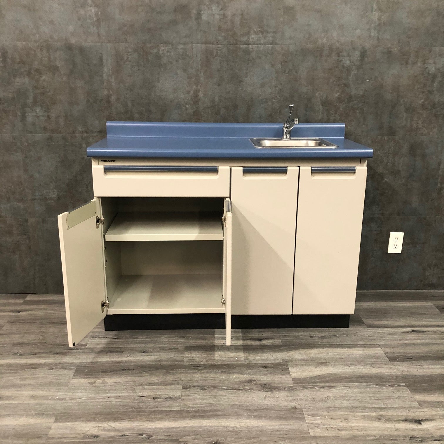 Midmark Exam Room Cabinet - Midmark Ritter -Angelus Medical