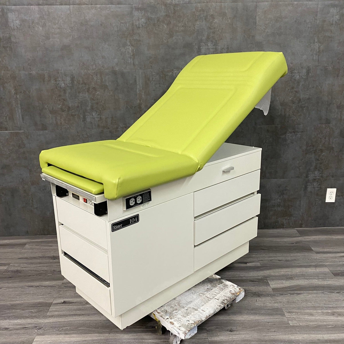 Midmark Ritter 104 series Exam Table - – Angelus Medical and Optical