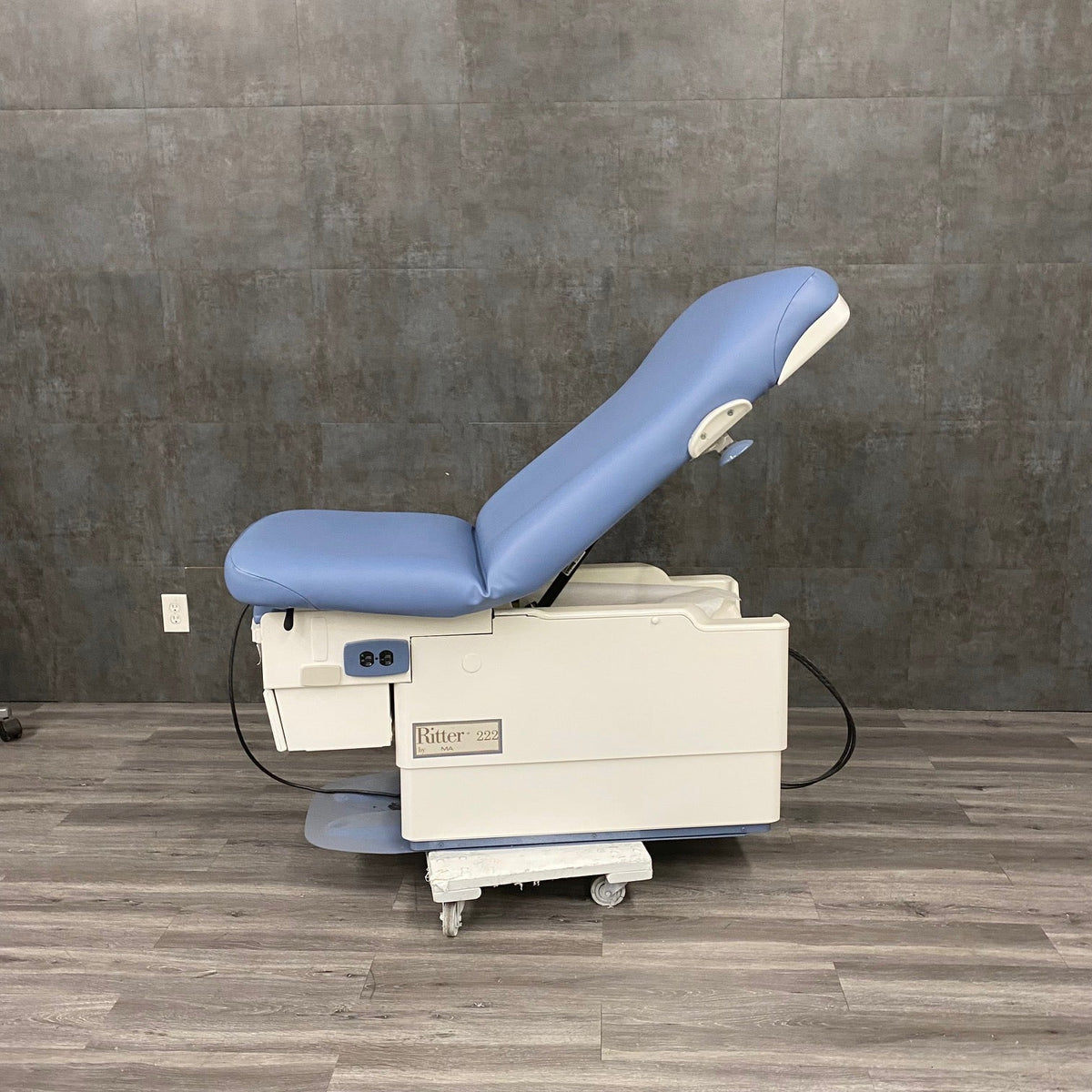Buy Midmark Ritter 222 Power Exam Table Near Me in Los Angeles ...