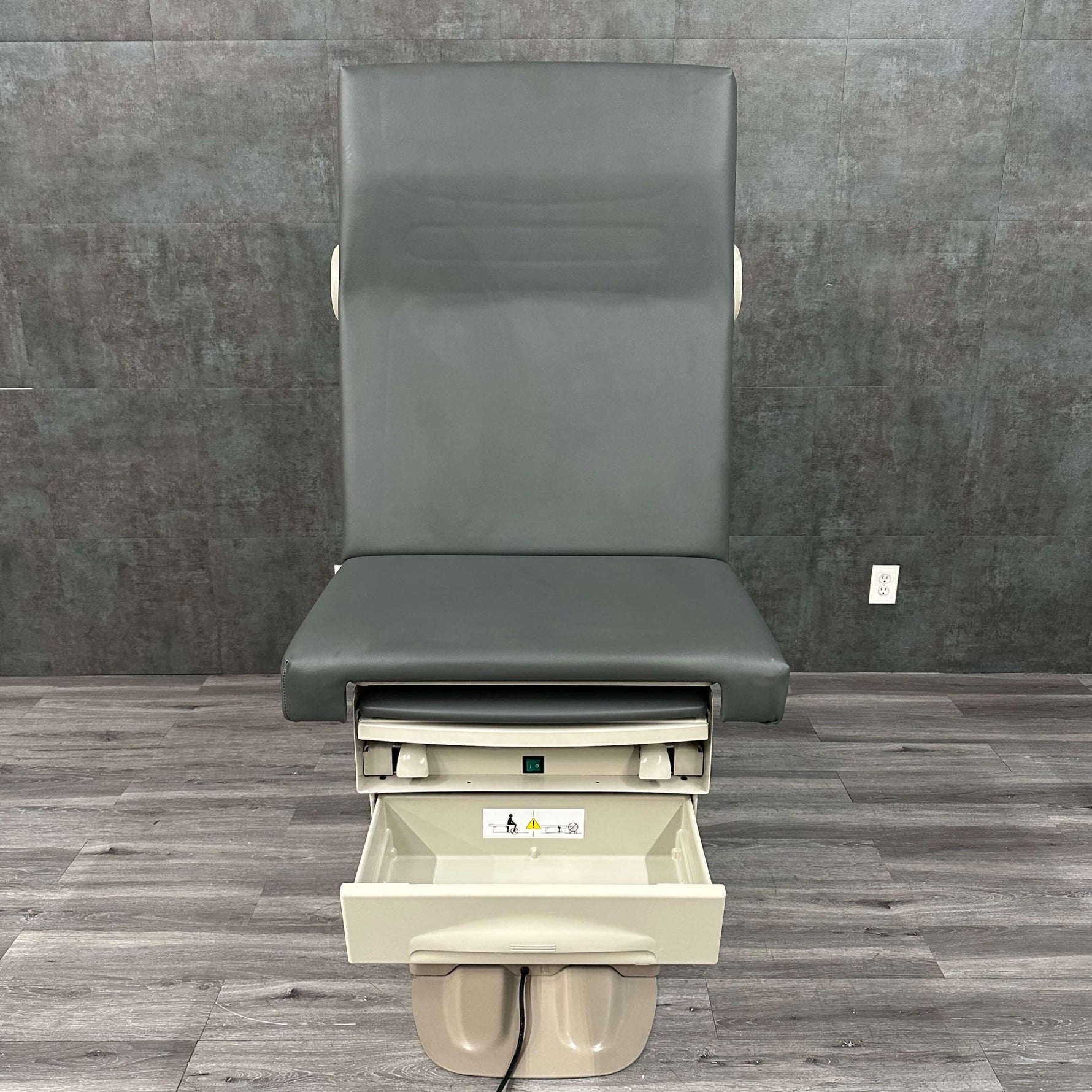 Midmark Ritter Power exam table for sale Los Angeles