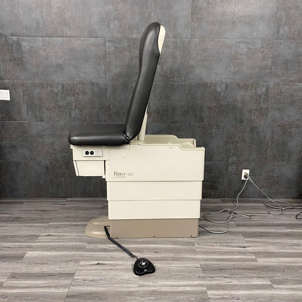 Midmark Ritter 223 Full Power Exam Table - Midmark Ritter -Angelus Medical