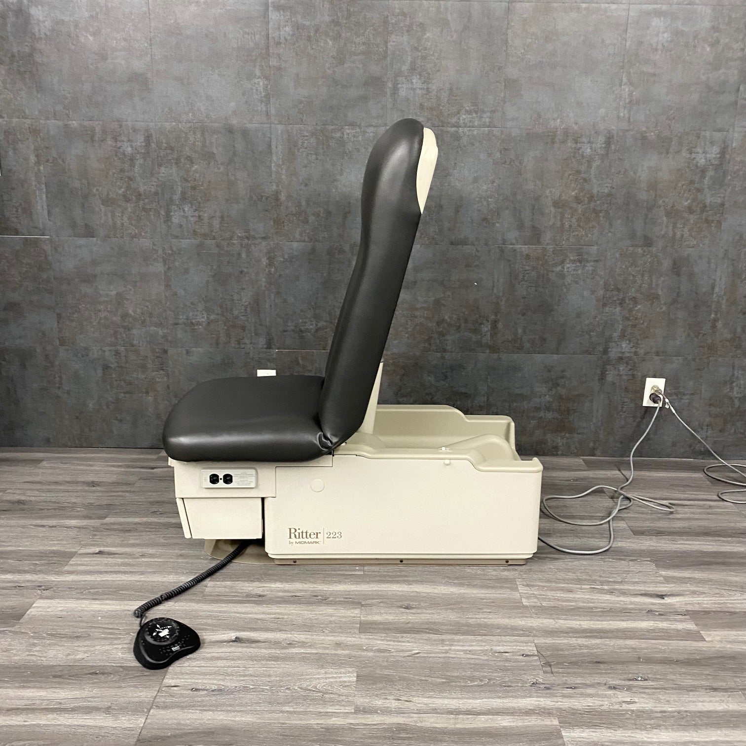 Exam Table,Midmark 223,Ritter 223,Ritter exam table Angelus Medical