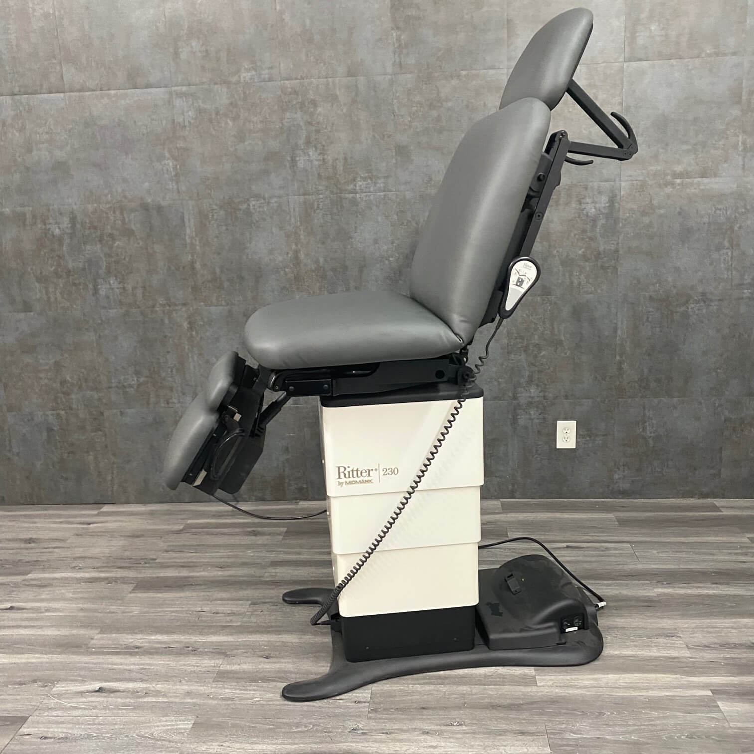 Midmark Ritter 230 Midmark Ritter 230 Procedure Chair