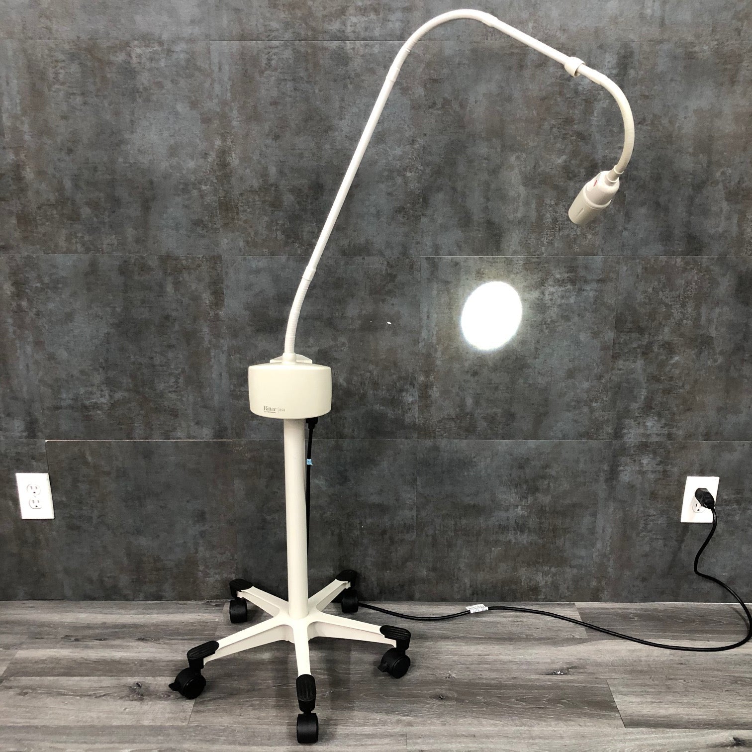 Midmark Ritter 253 LED Exam Light - Midmark Ritter -Angelus Medical