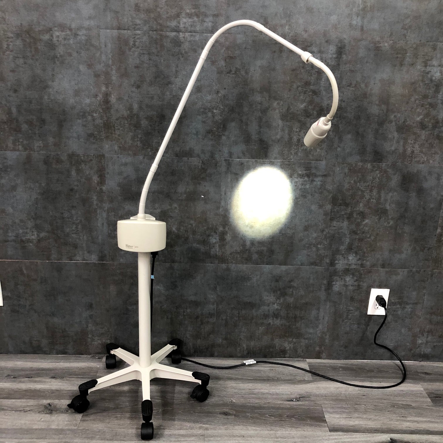 Midmark Ritter 253 LED Exam Light - Midmark Ritter -Angelus Medical