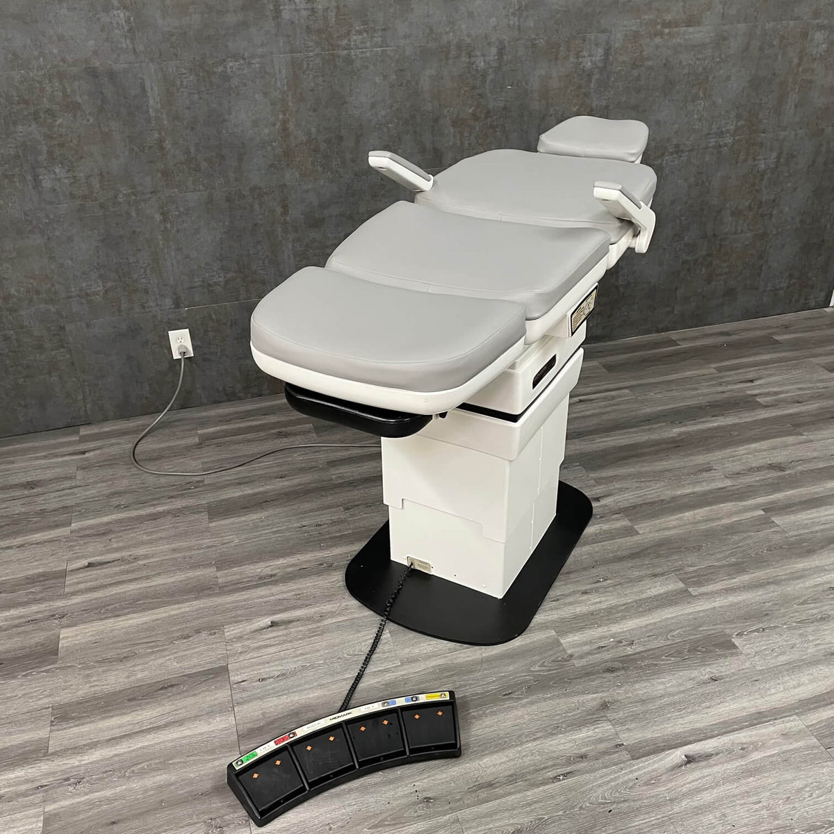 Midmark Ritter 414 Examination Chair - – Angelus Medical and Optical