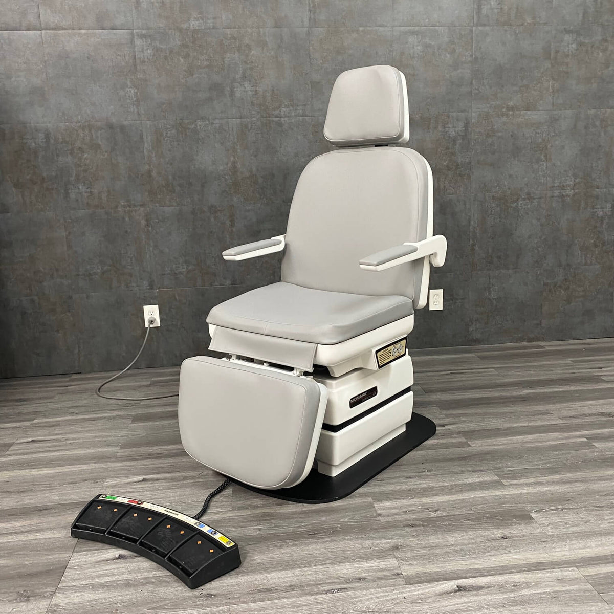 Midmark 415 Midmark Ritter 414 Examination Chair - – Angelus Medical and Optical
