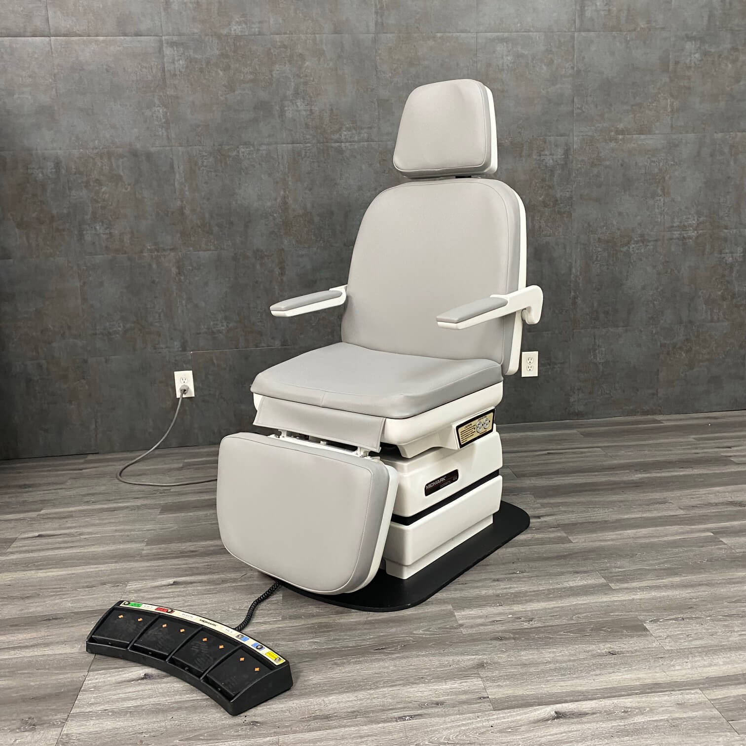 Midmark Ritter 414 Examination Chair - Midmark Ritter -Angelus Medical