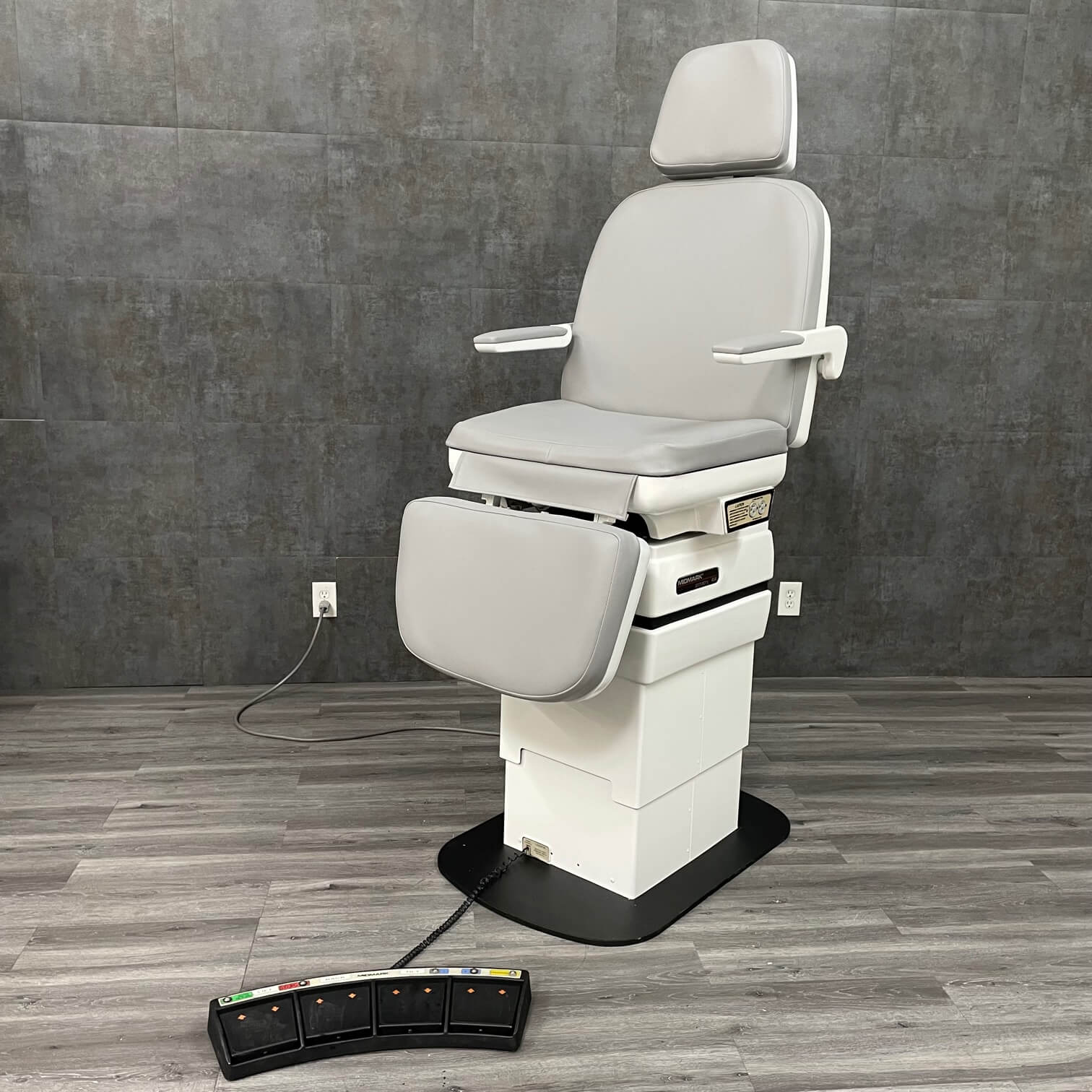 Midmark Ritter 414 Examination Chair - Midmark Ritter -Angelus Medical