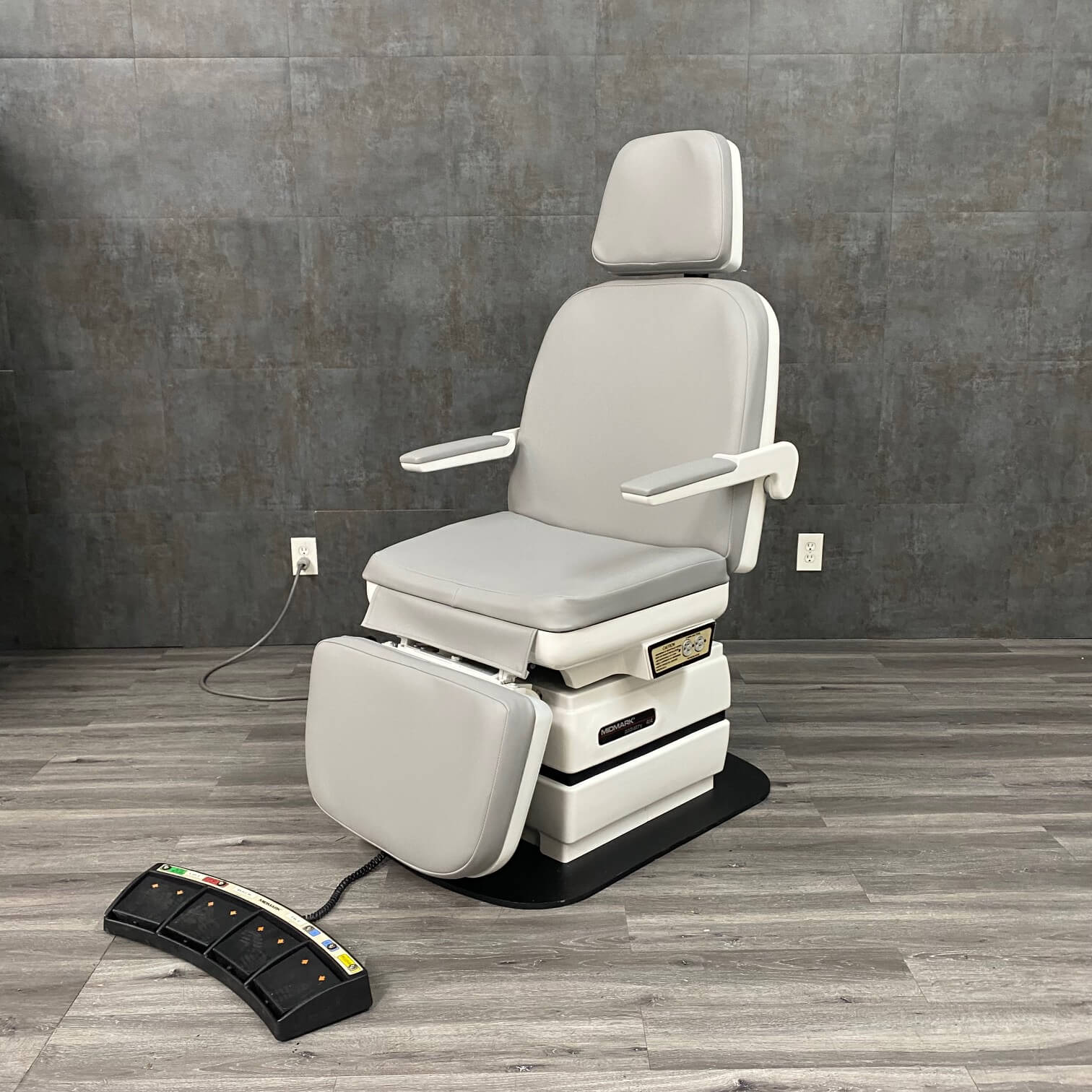 Midmark Ritter 414 Examination Chair - Midmark Ritter -Angelus Medical