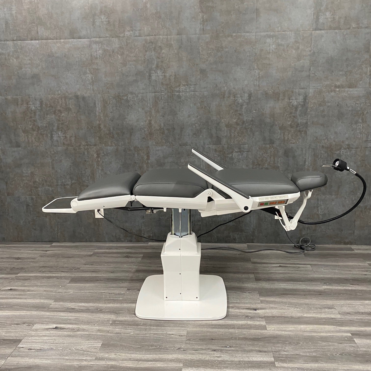 Midmark Ritter 491 Exam Chair - Midmark Ritter -Angelus Medical