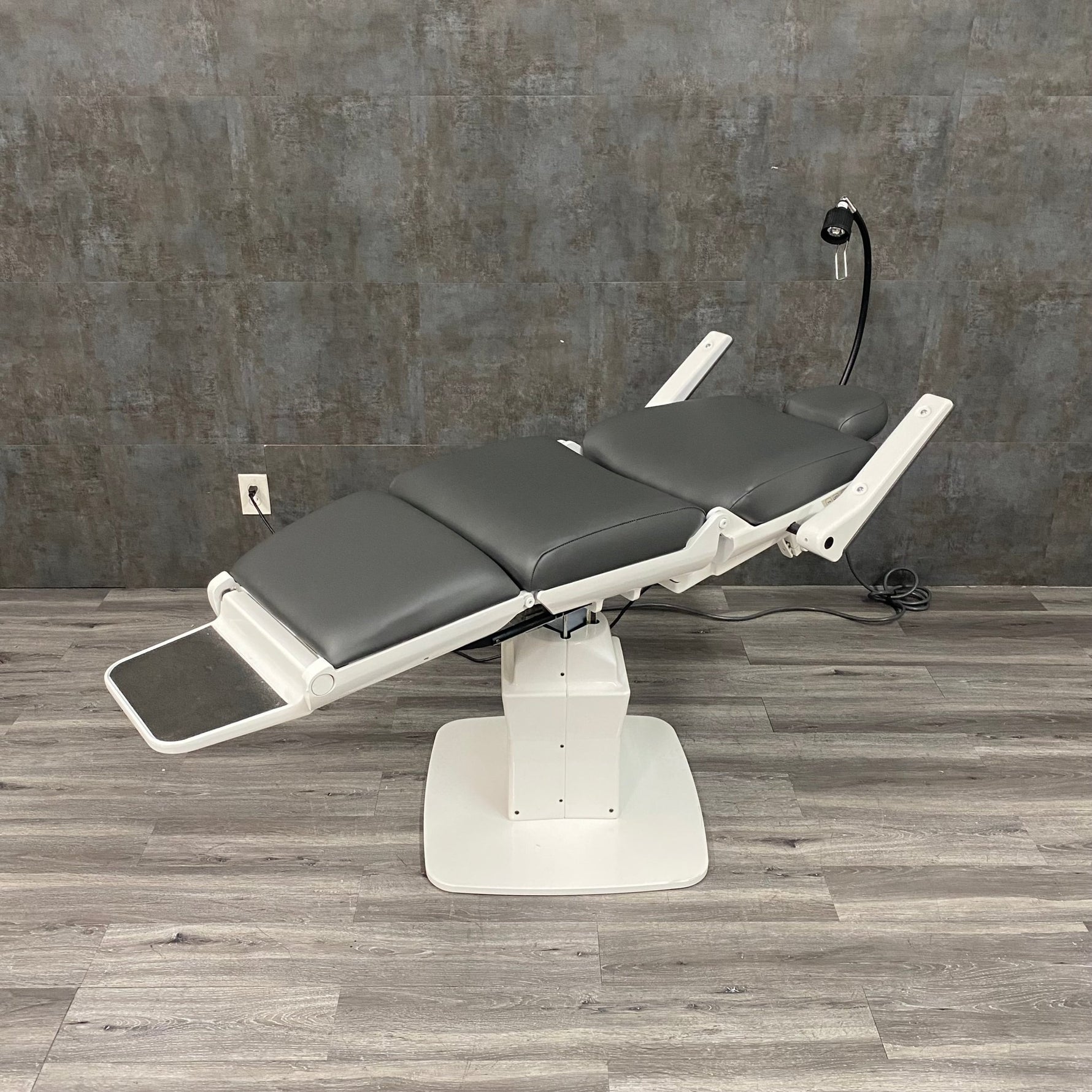 Midmark Ritter 491 Exam Chair - Midmark Ritter -Angelus Medical