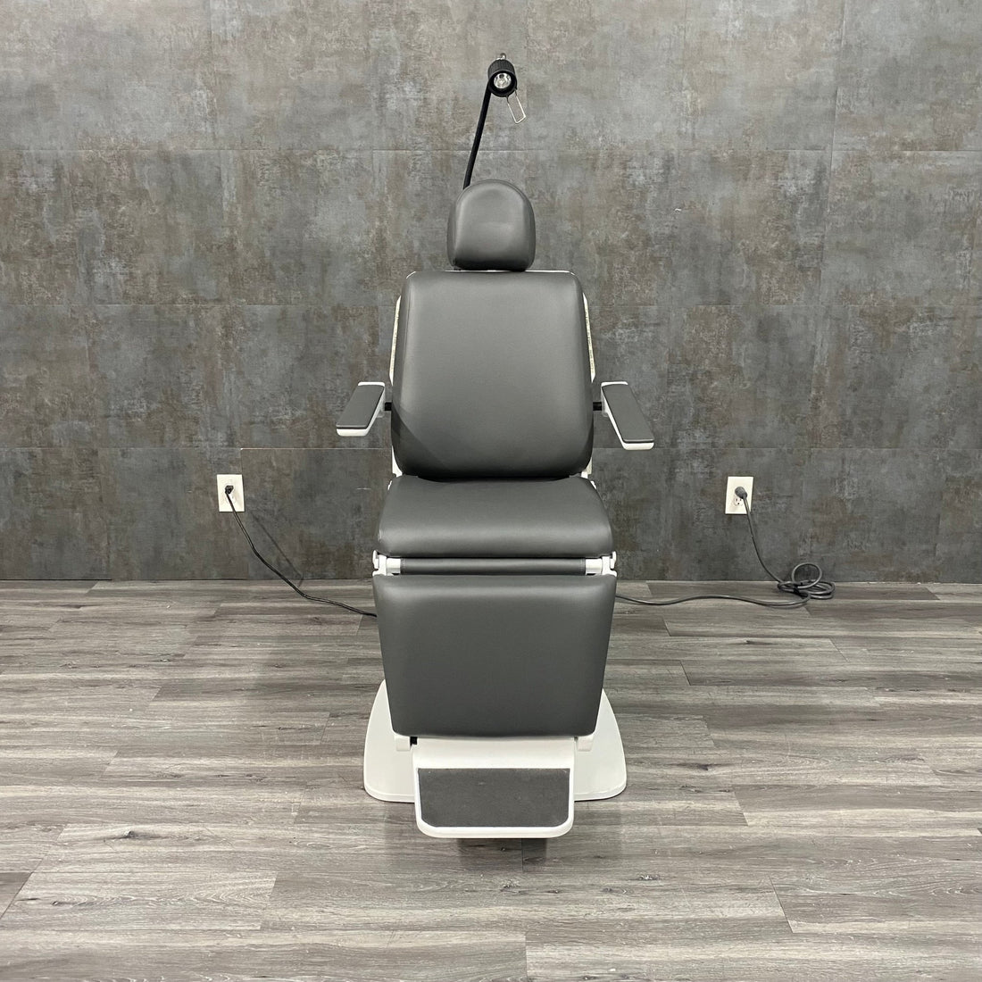 Midmark 491 Exam Chair - – Angelus Medical and Optical
