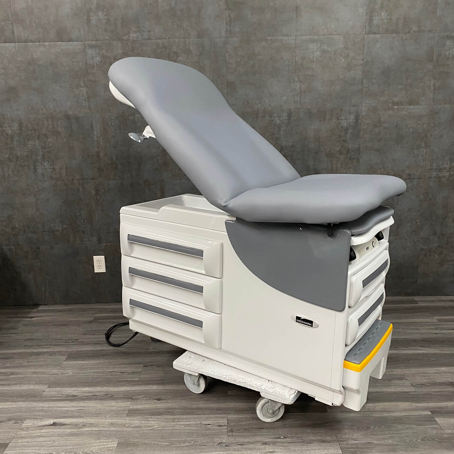 Midmark Ritter 604 Manual Exam Table - Midmark Ritter -Angelus Medical