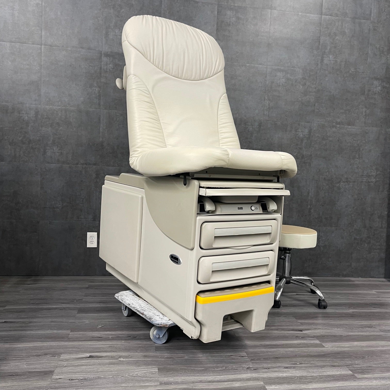 Midmark Ritter 604 Manual Exam Table - Midmark Ritter -Angelus Medical