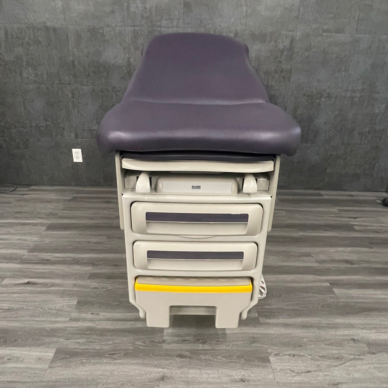 Midmark Ritter 604 Manual Exam Table - Midmark Ritter -Angelus Medical