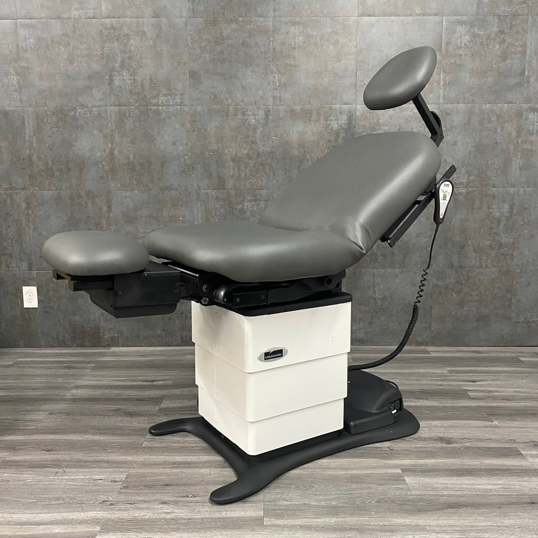 Refurbished Midmark Ritter 630 Power Procedure Chair – Angelus Medical ...