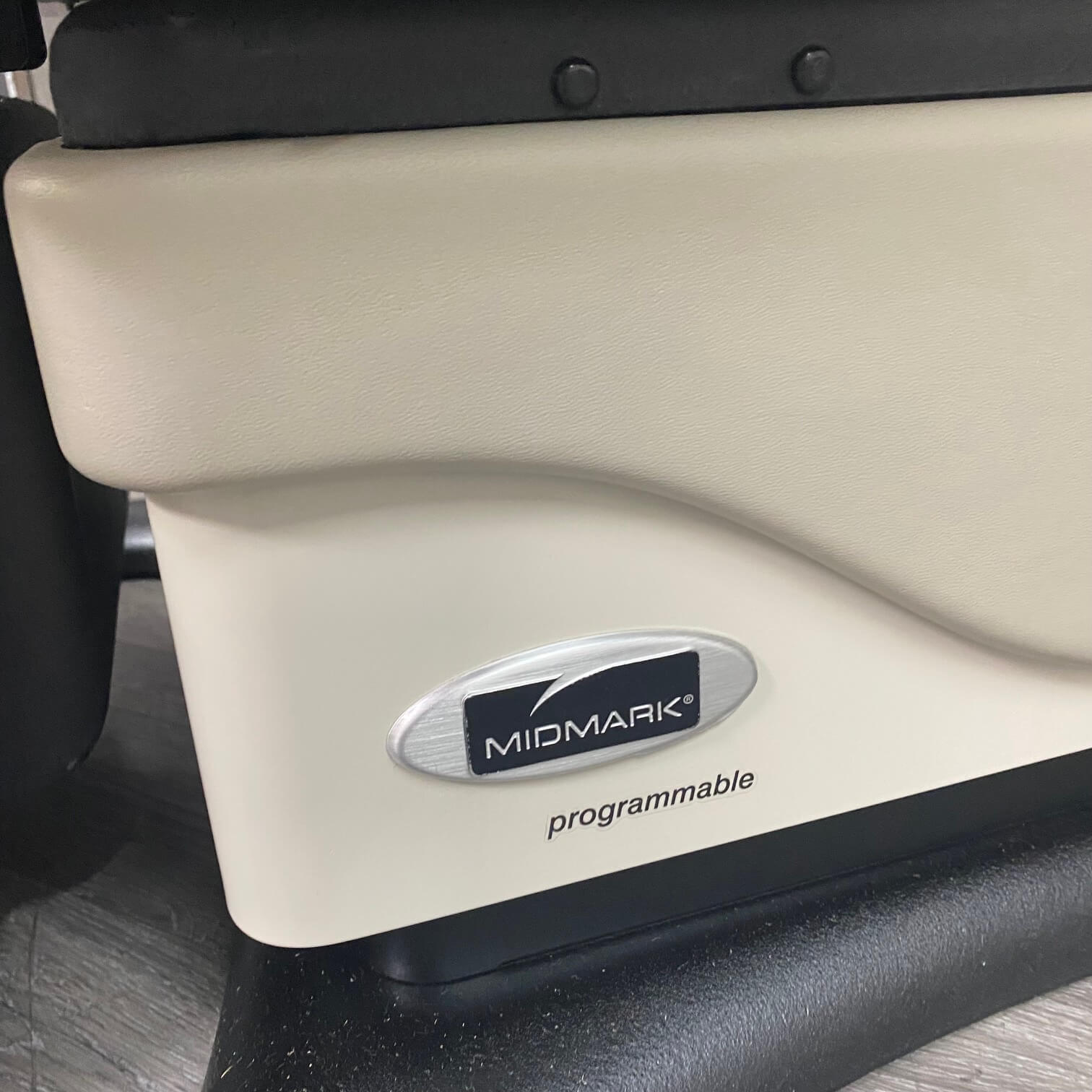 Midmark Ritter 630 Procedure Chair - Midmark Ritter -Angelus Medical