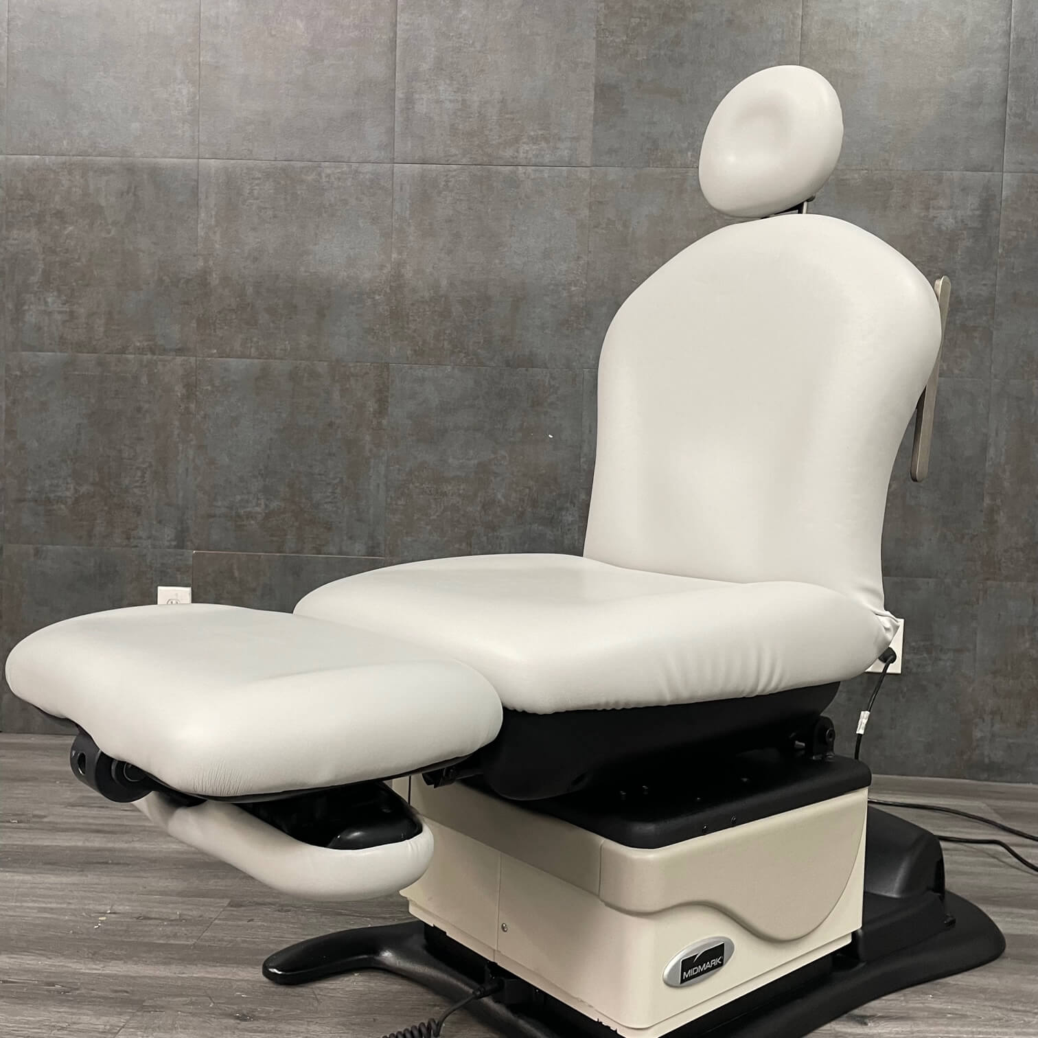 Midmark Ritter 641 Exam Procedure Chair - Midmark Ritter -Angelus Medical