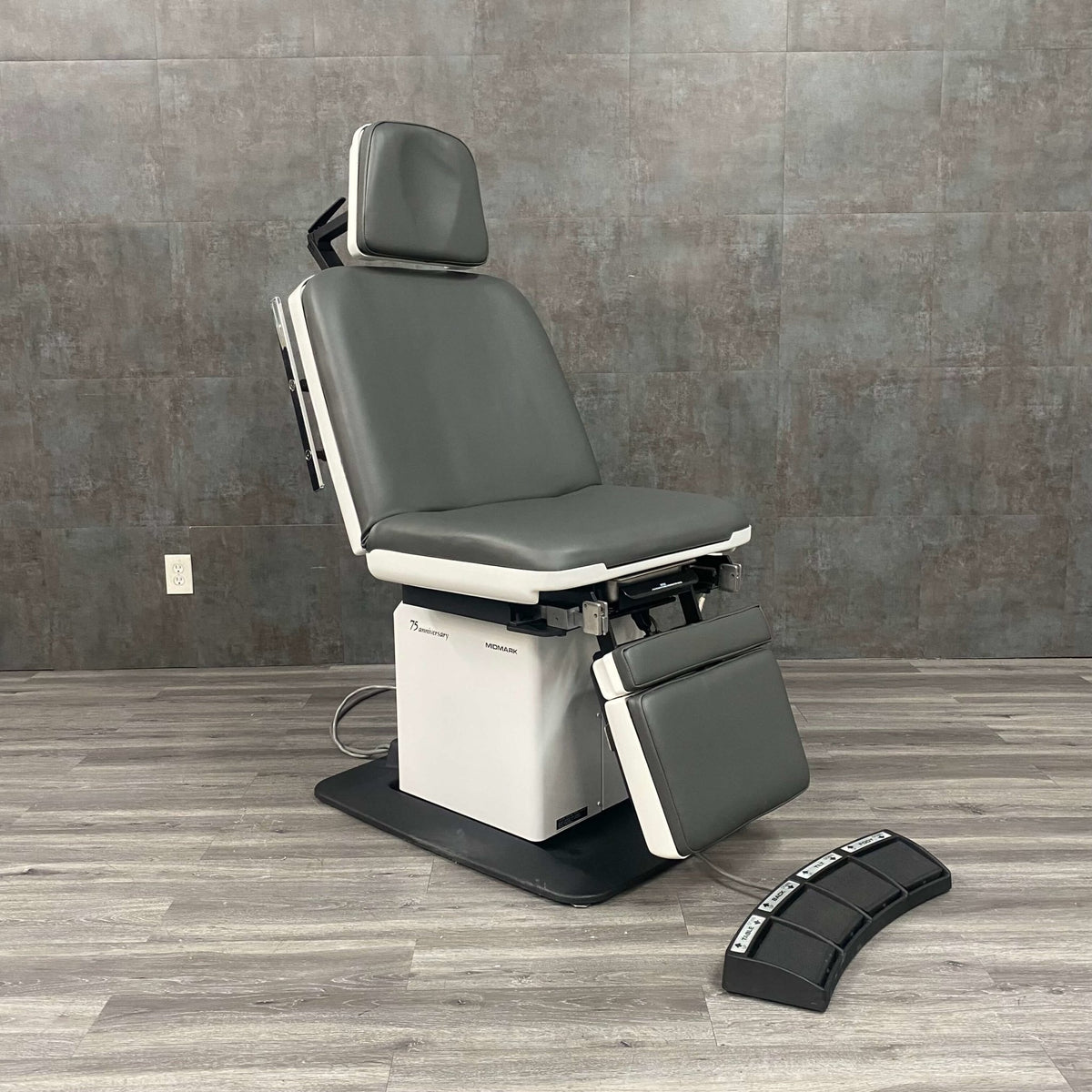 Midmark Ritter 75 Anniversary Procedure Chair - – Angelus Medical and ...