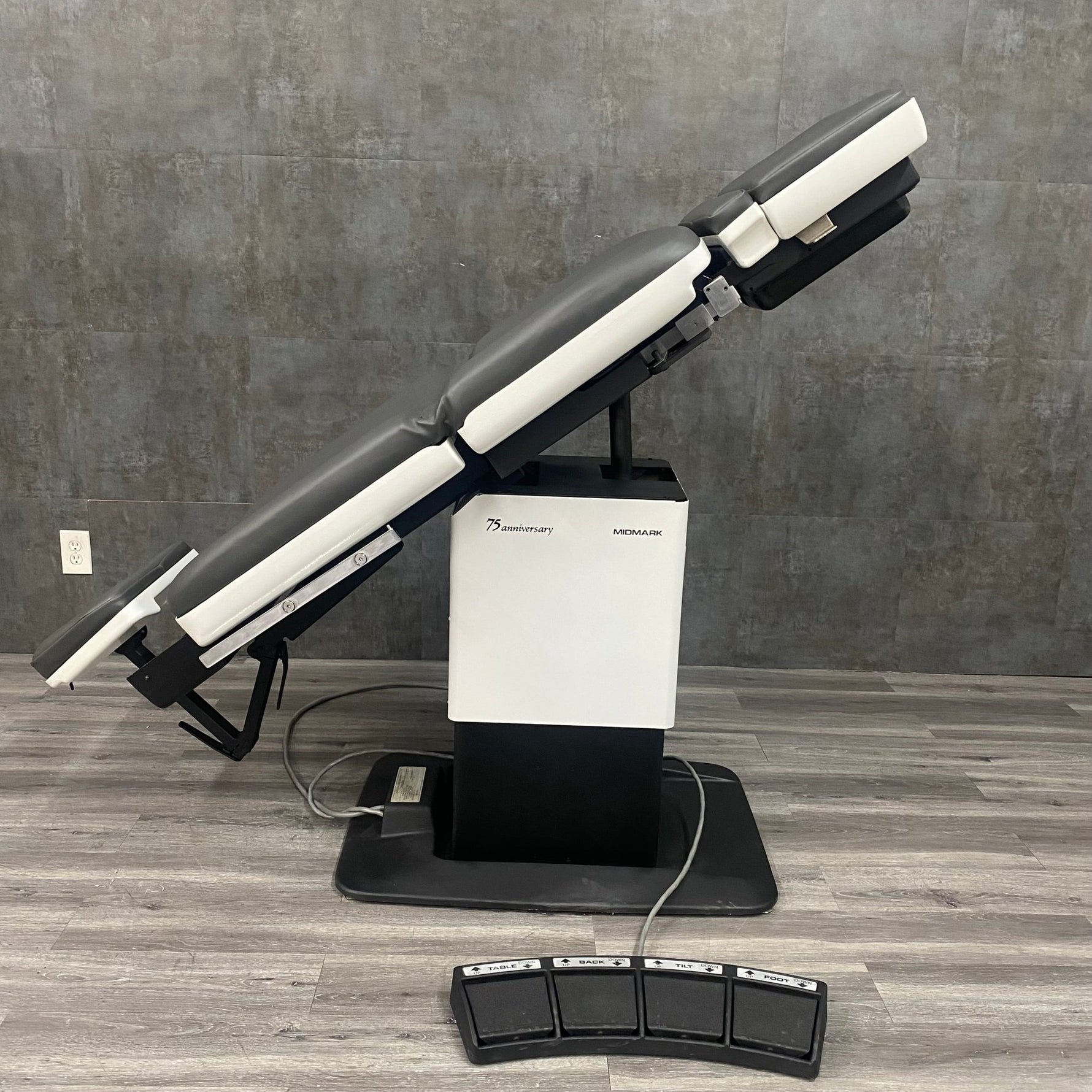 Midmark Ritter 75 Anniversary Procedure Chair - Midmark Ritter -Angelus Medical