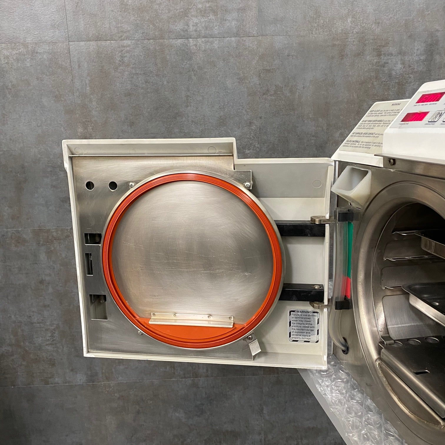 Midmark M9 Autoclave