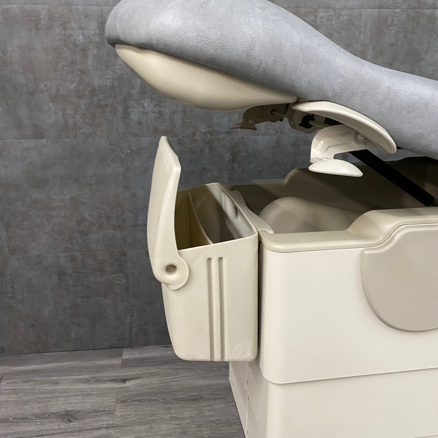 Midmark Supply Assistant Storage Unit - Midmark Ritter -Angelus Medical