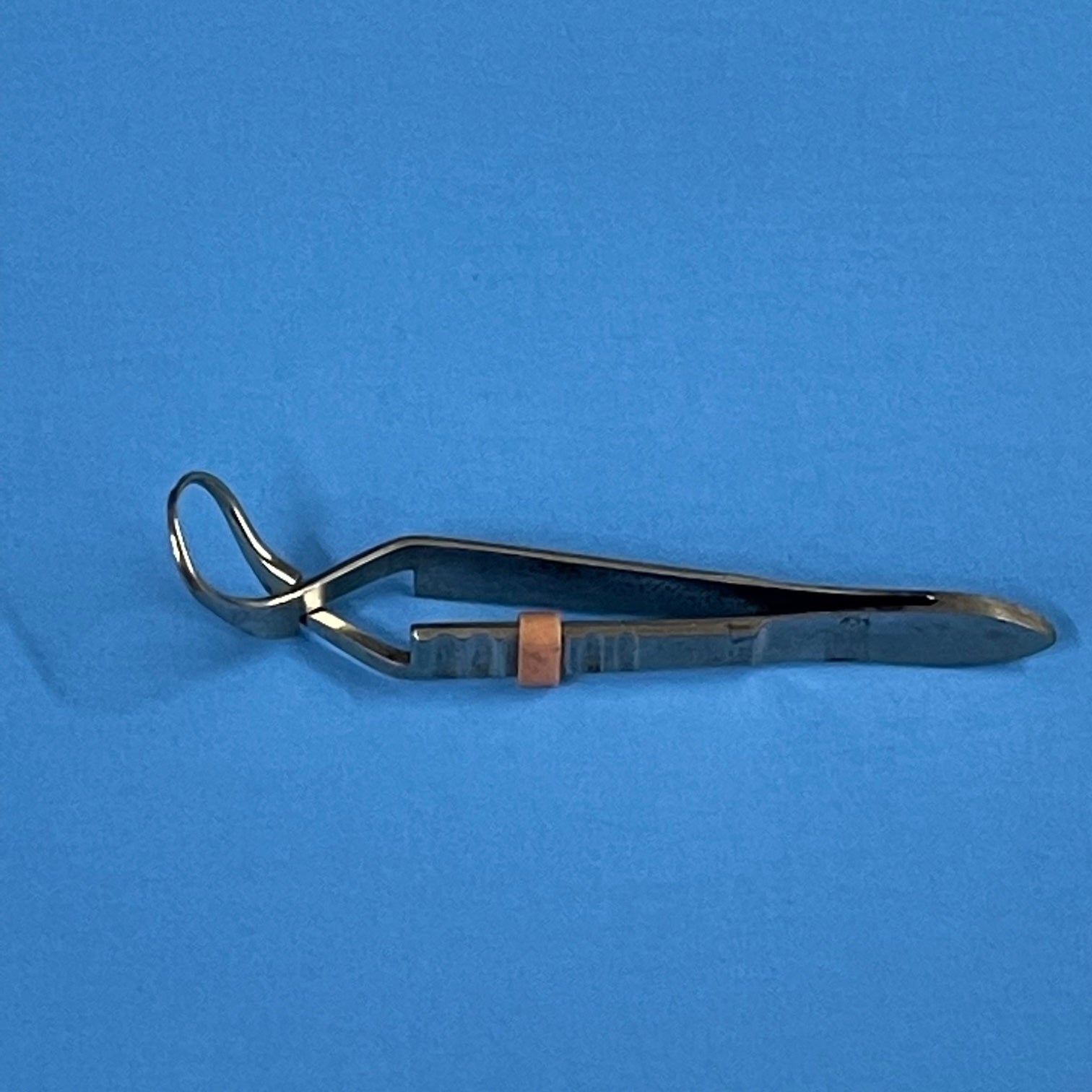 Miltex 7-500 towel clamp (Used) - Miltex -Angelus Medical