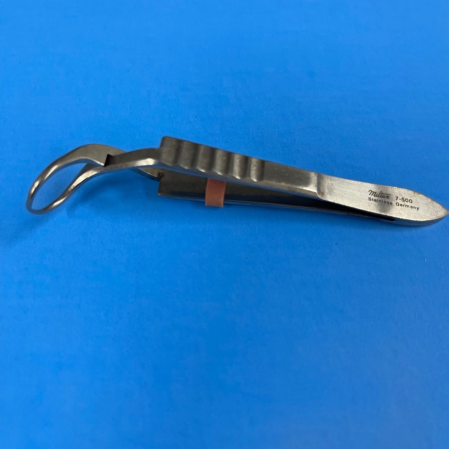 Miltex 7500 towel clamp (Used) Angelus Medical and Optical
