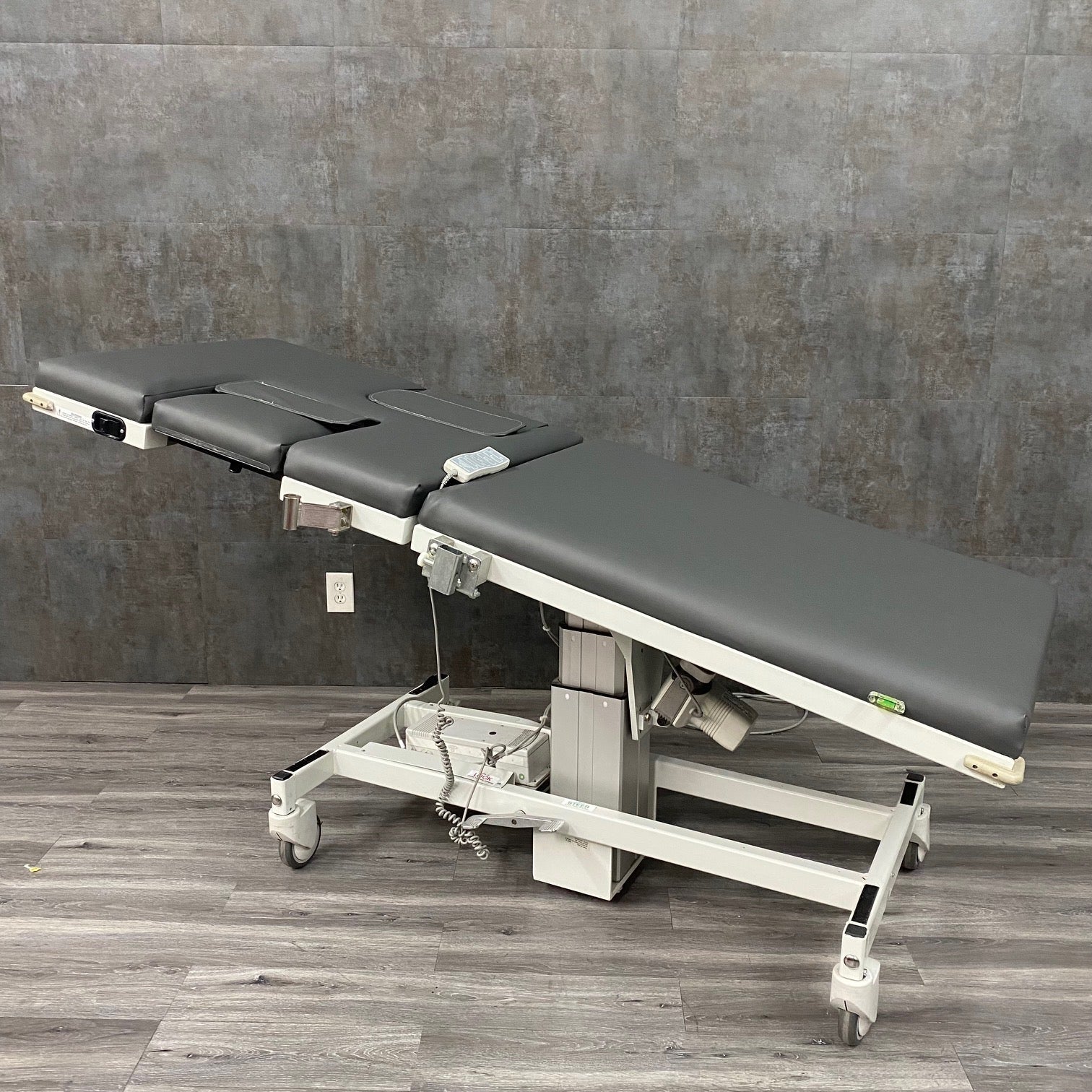 MPI Echo Table - – Angelus Medical and Optical